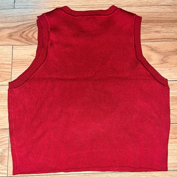 NWT‼️ garage “whatever” patterned tank - Picture 2 of 3